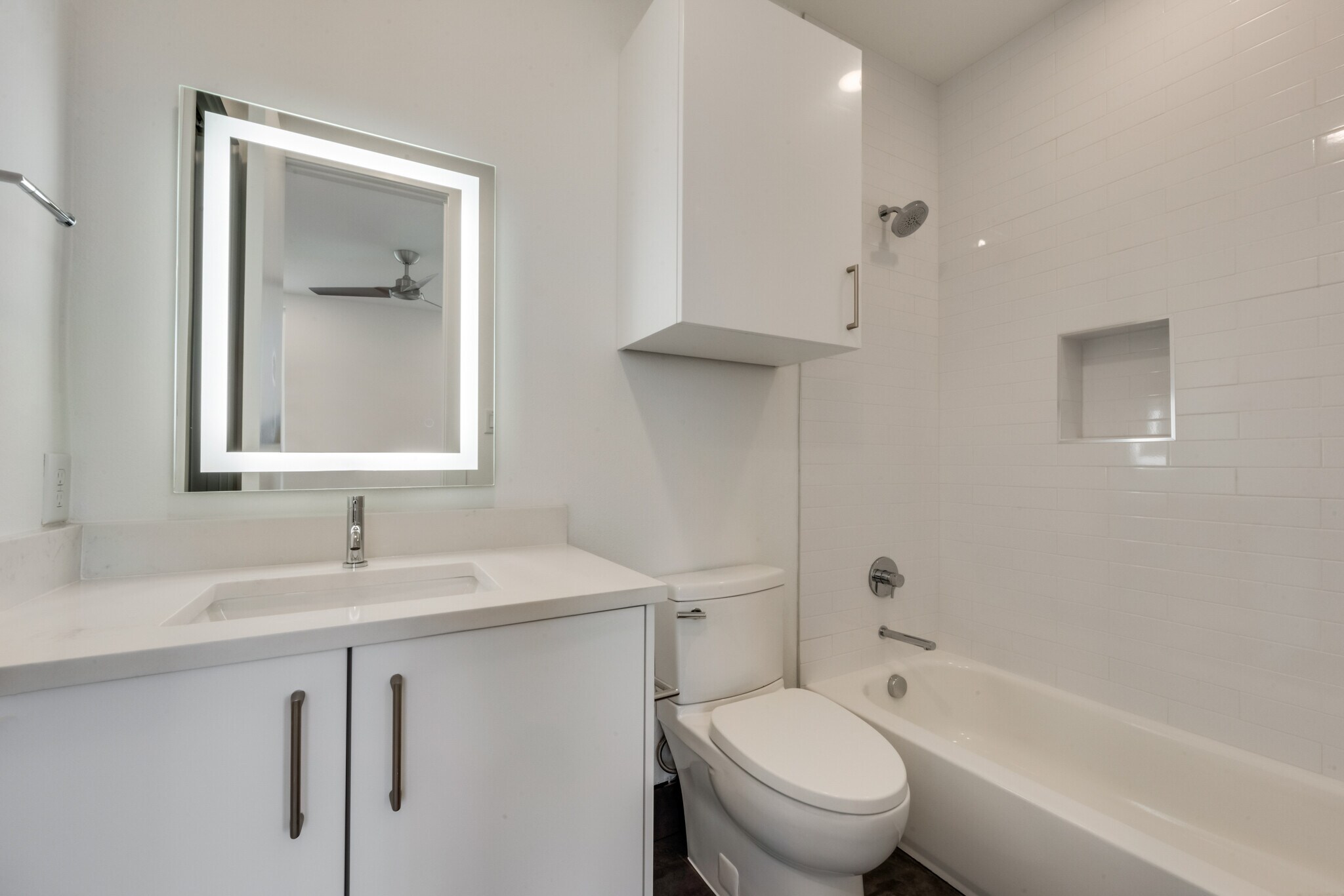 Building Photo - 1906 Annex Ave