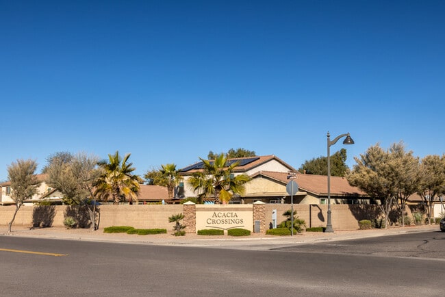 Building Photo - 4Bed/2.5 Bath Home in Maricopa! $1499 MOVE...