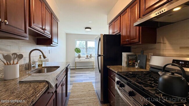 Building Photo - 4 Windsor Terrace