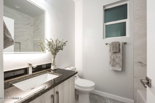 Building Photo - 4359 Capistrano Ave