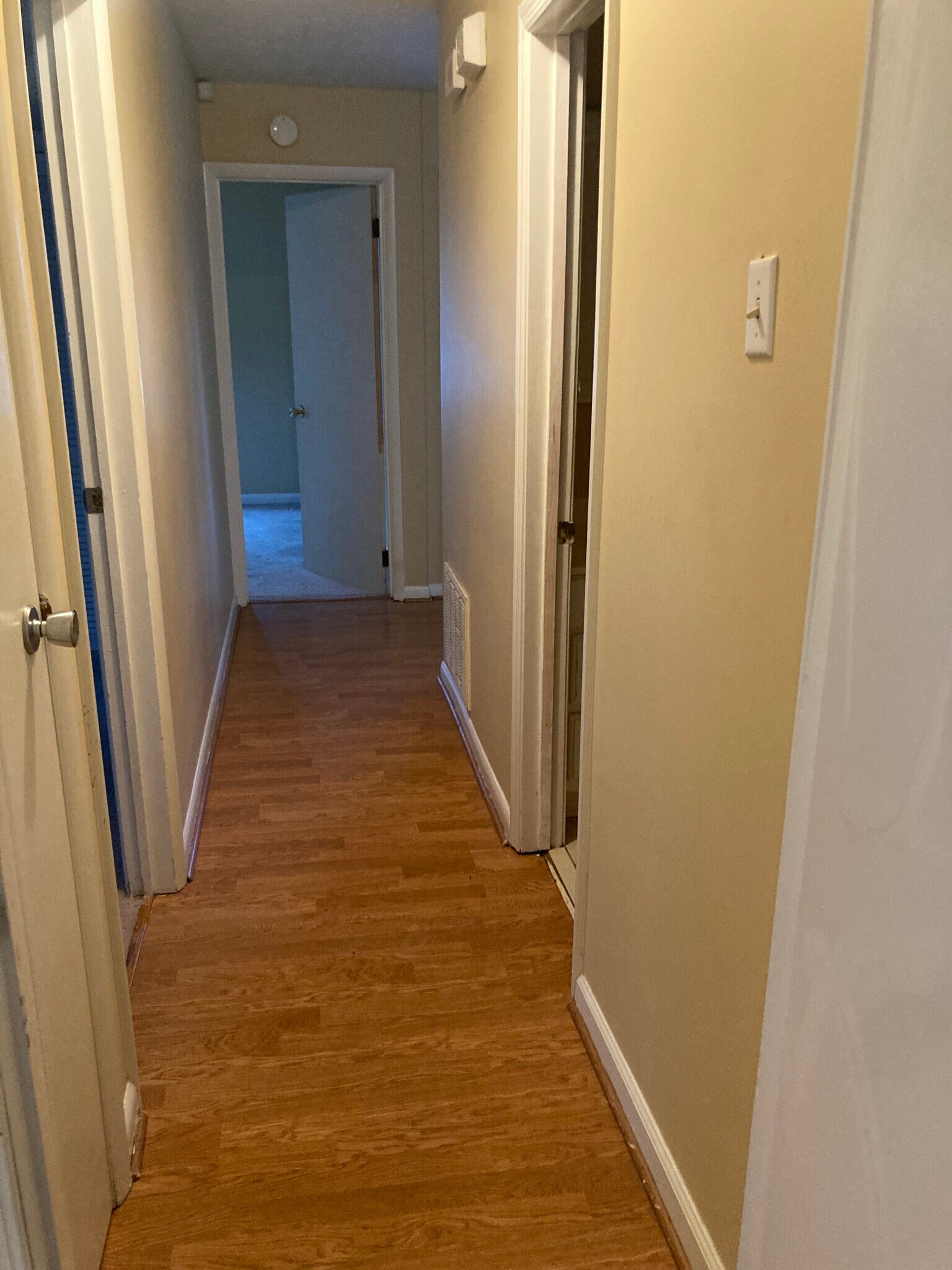 Hallway - 629 Forest Lake Dr N