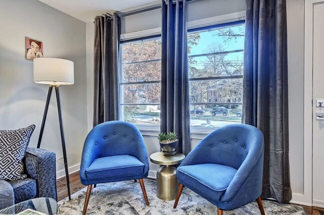 Building Photo - 510 Queens Rd