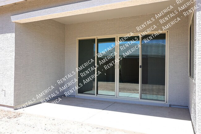 Building Photo - 2631 W Pecan Rd