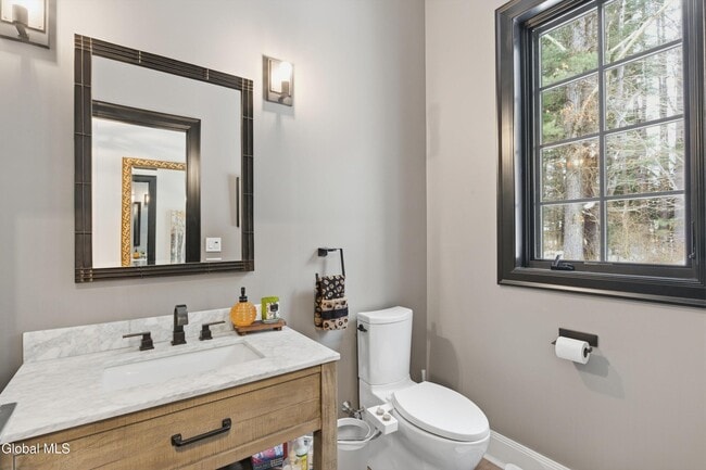 Building Photo - 15 Joshua Rd