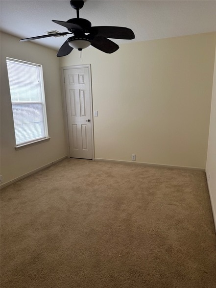 Building Photo - 2842 Sandberry Dr