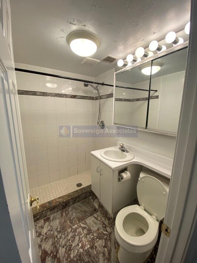 Building Photo - 525 West 49th Street