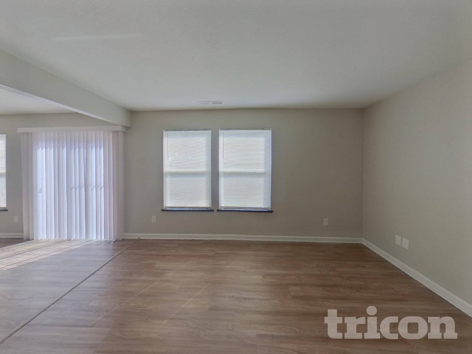 Building Photo - 2028 Dunsmore Ln