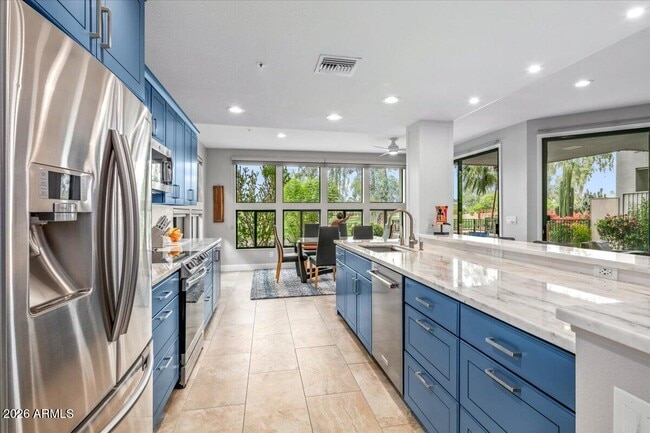 Building Photo - 7700 E Gainey Ranch Rd