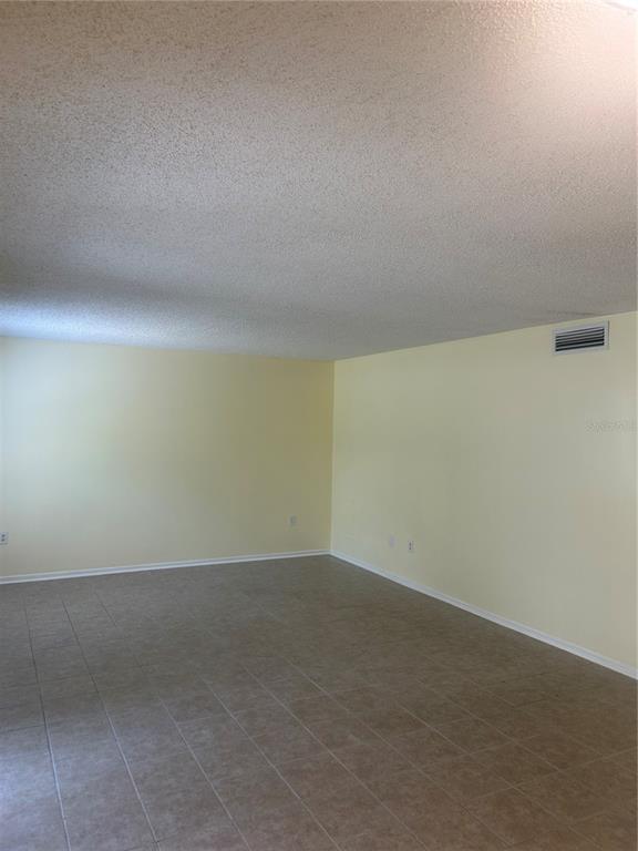 Building Photo - 2513 N Alafaya Trail