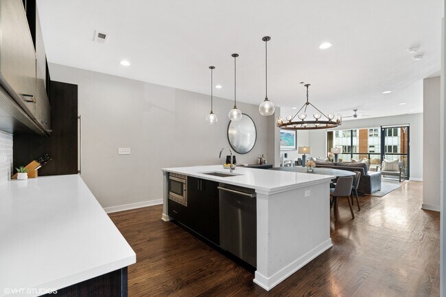 Building Photo - 1749 N Winnebago Ave