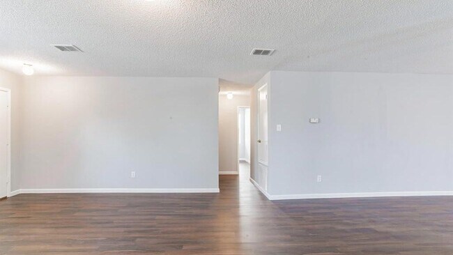 Building Photo - 3335 Lipizzan Dr