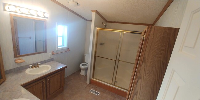 Building Photo - 333 Longbow Dr E