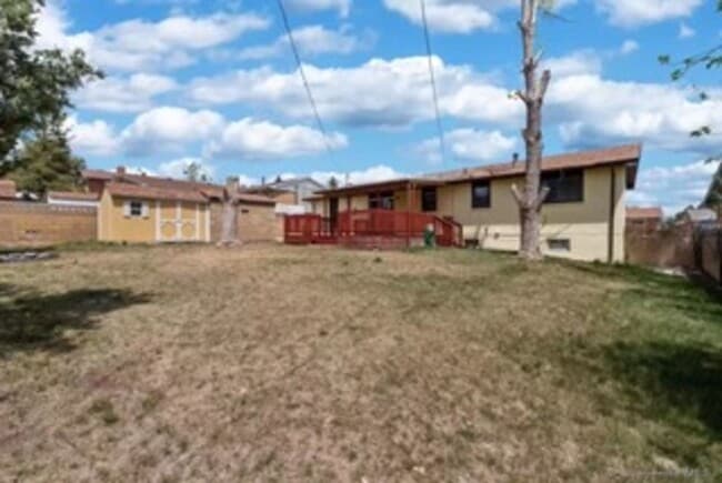 Building Photo - MUST SEE 4 BEDROOM 2 BATHROOM HOUSE NORTH ...
