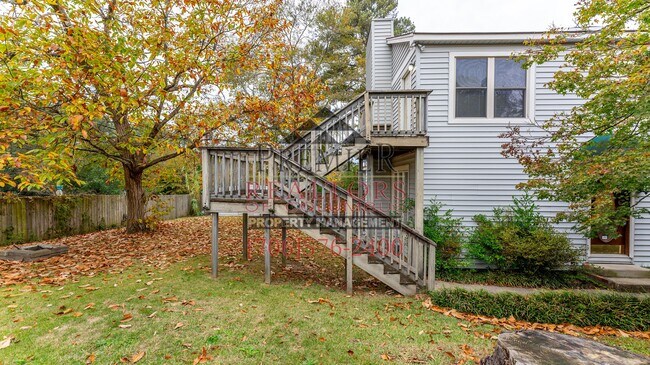 Building Photo - 3812 Wingate Dr