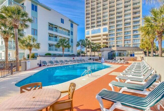 Building Photo - 5523 N Ocean Blvd