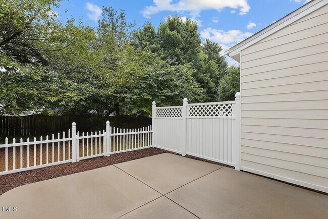 Building Photo - Earn Wealth While Leasing - Like a Homeown...