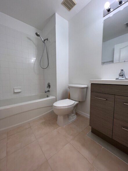 Building Photo - 2845 Cypress Trace Cir