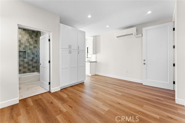 Building Photo - 2430 E 7th St