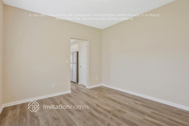 Building Photo - 5749 Cove Ln