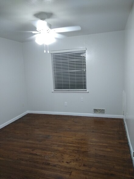 Building Photo - 2632 Meandering Way