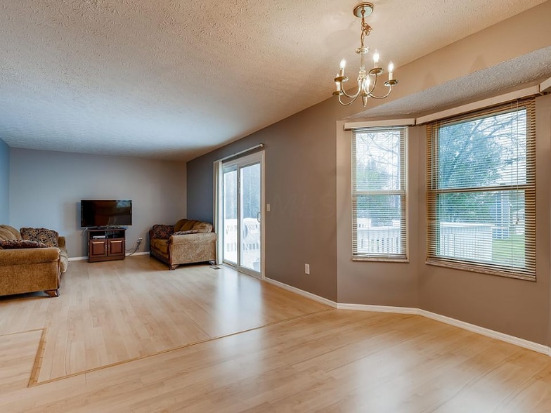 Building Photo - 6593 Delburn Ct