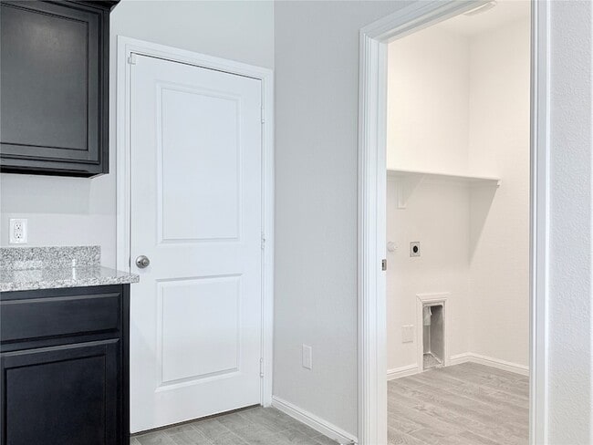 Building Photo - 309 Crowfoot Dr