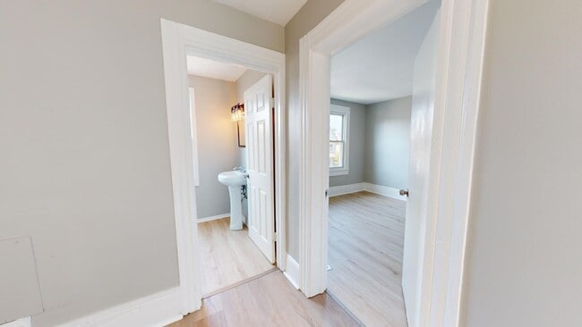 Building Photo - 1371 W 85th St