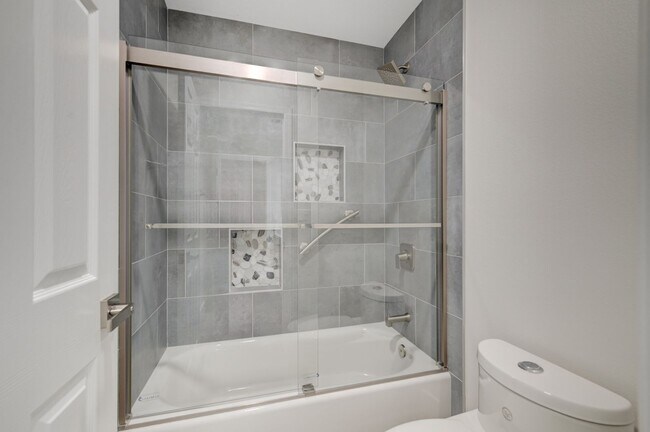 Building Photo - Remodeled Single Story, 4 Bedroom Home in Desert Shores