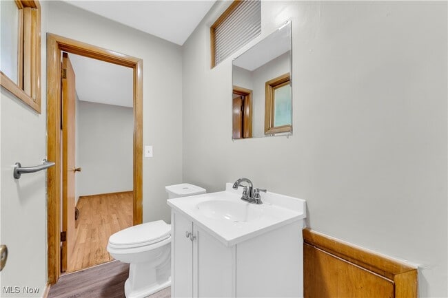 Building Photo - 3460 Hetzel Dr