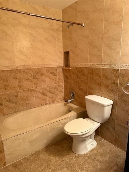 Building Photo - 12400 Westhampton Cir