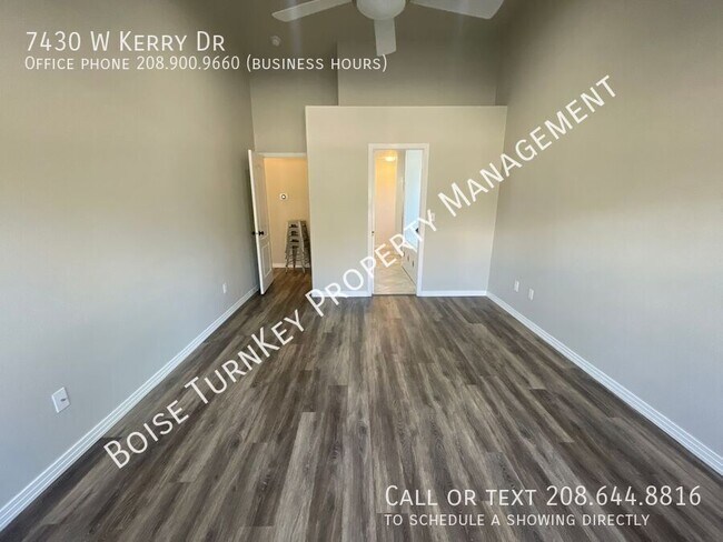 Building Photo - 7430 W Kerry Dr