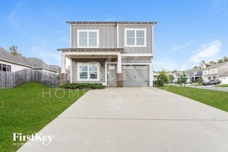 Building Photo - 2745 Village Pl