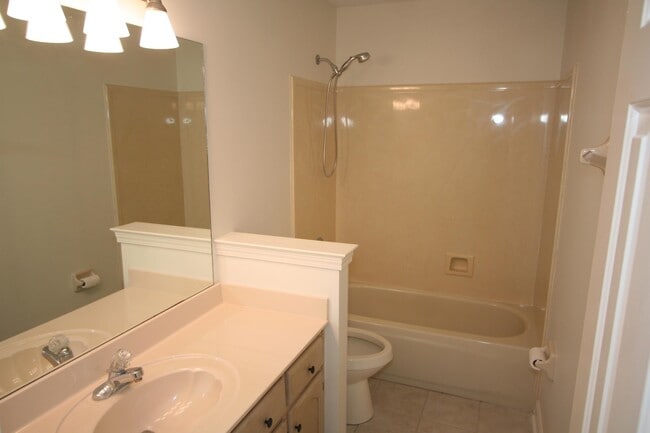 Building Photo - 1388 Milestone Dr