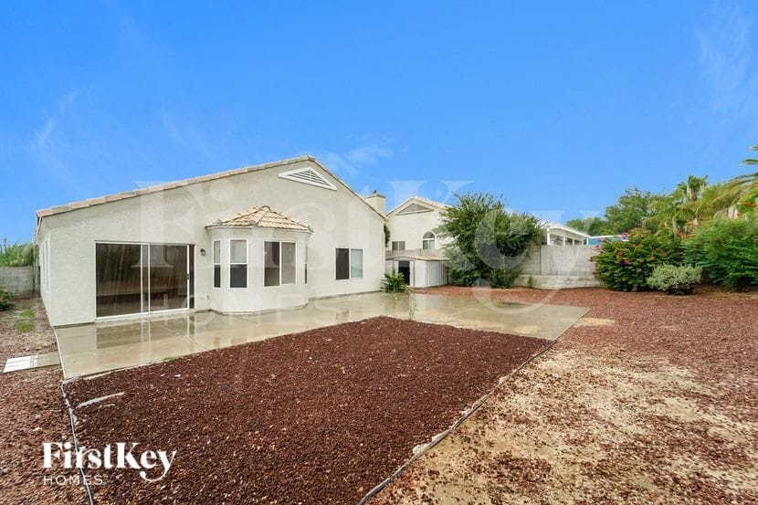 Building Photo - 3620 W Bellewood Pl