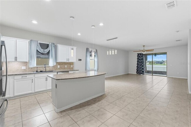 Building Photo - 3649 Moca Dr
