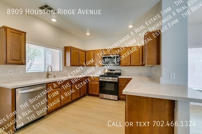 Building Photo - 8909 Houston Ridge Ave