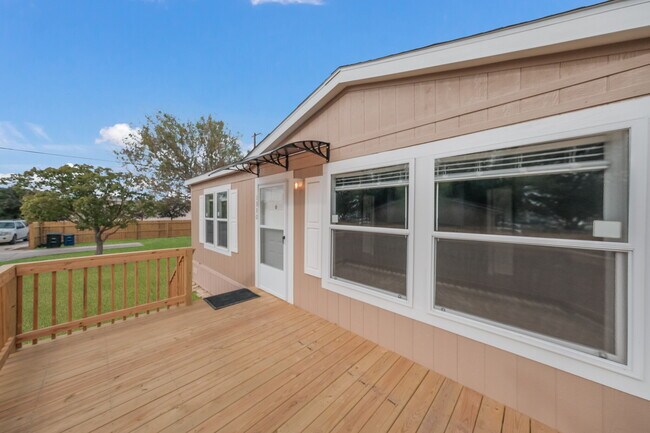 Building Photo - 1330 FM1101