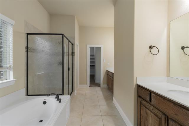 Building Photo - 10520 Love Ct