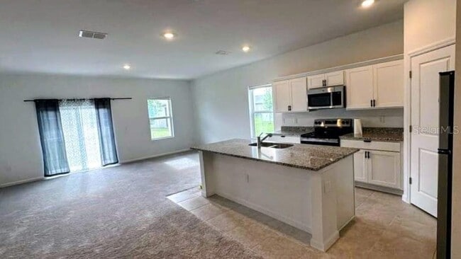 Building Photo - 2449 Grey Hawk Dr