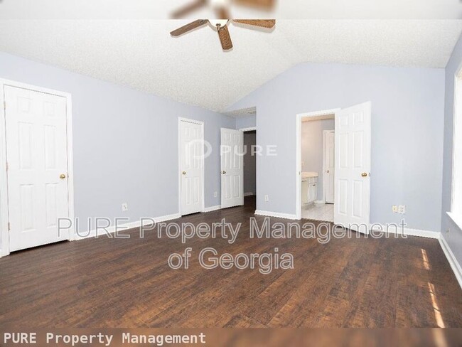 Building Photo - 457 Darter Dr NW