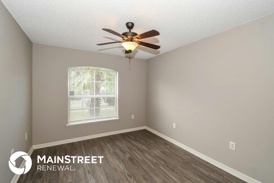 Building Photo - 7336 Lawn Tennis Ln