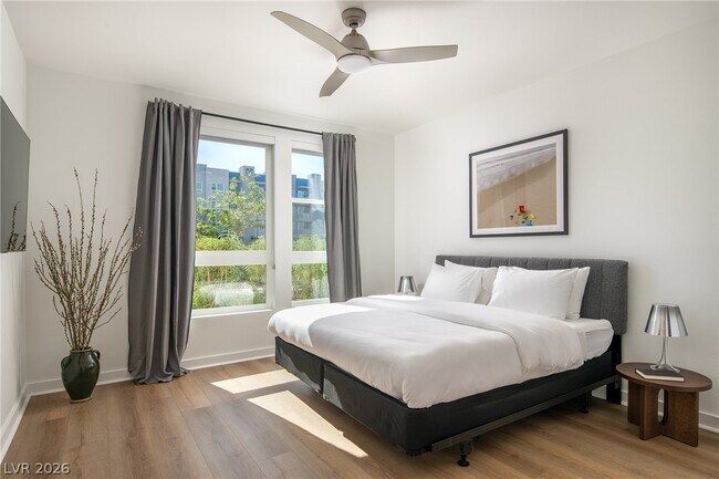 Building Photo - 11055 S Las Vegas Blvd