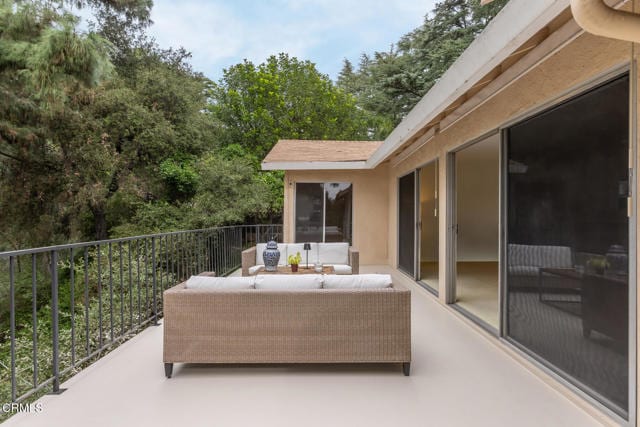 Building Photo - 5209 Alta Canyada Rd