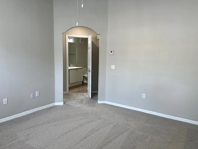 Building Photo - 852 Grand Regency Pointe