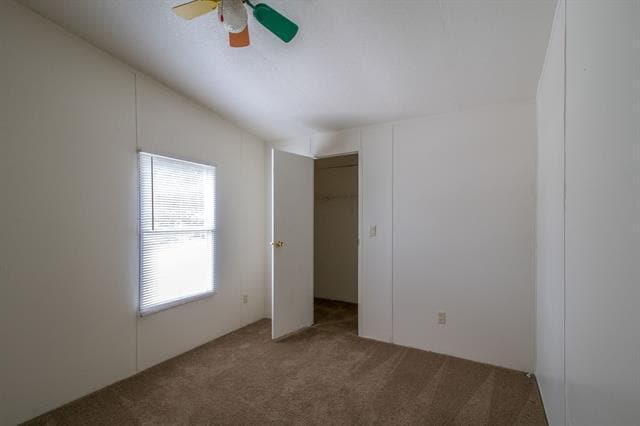 Building Photo - 6527 Blue Water Ct