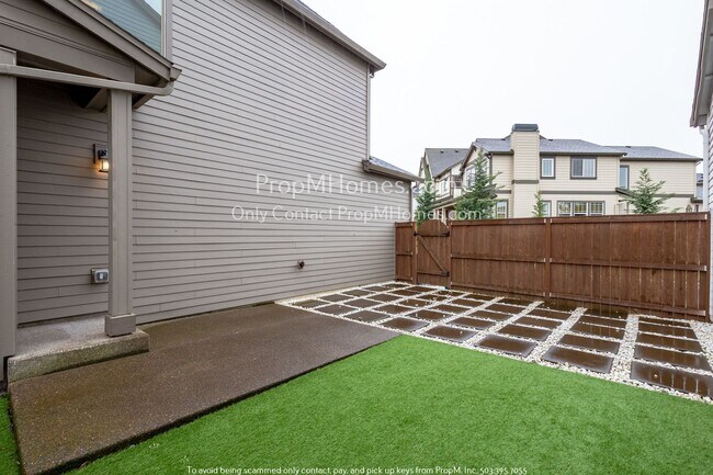 Building Photo - Four Bedrooms of Pure Bliss: Welcome to Yo...