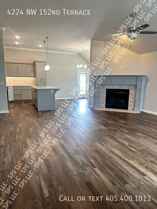 Building Photo - 4224 NW 152nd Terrace