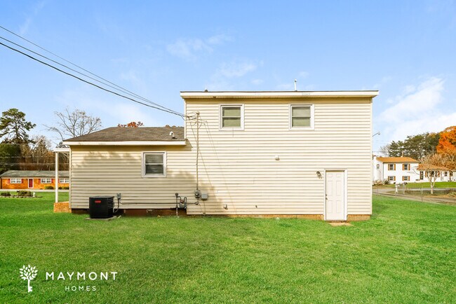 Building Photo - Cute 3 Bedroom Home