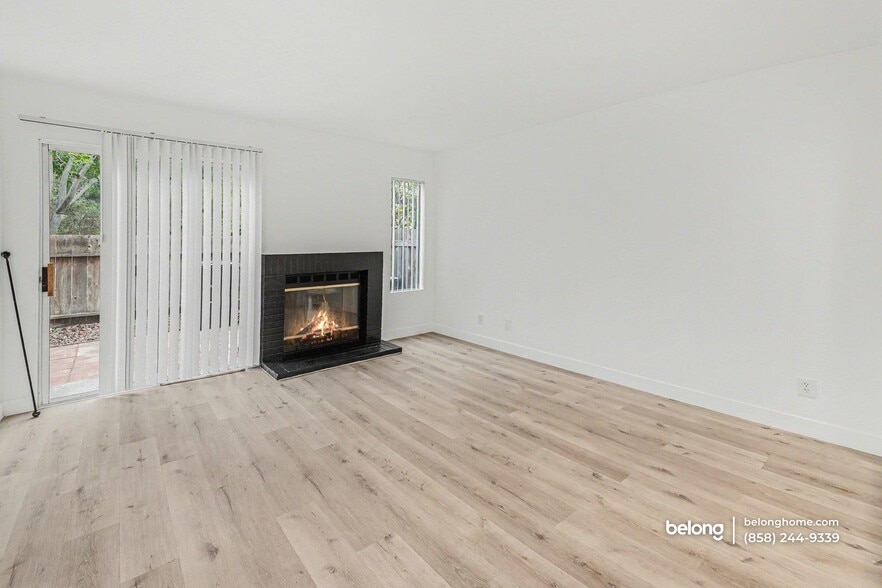 Building Photo - 1447 Manzana Way