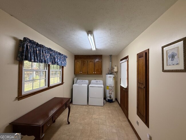 Building Photo - 1084 Macedonia Rd